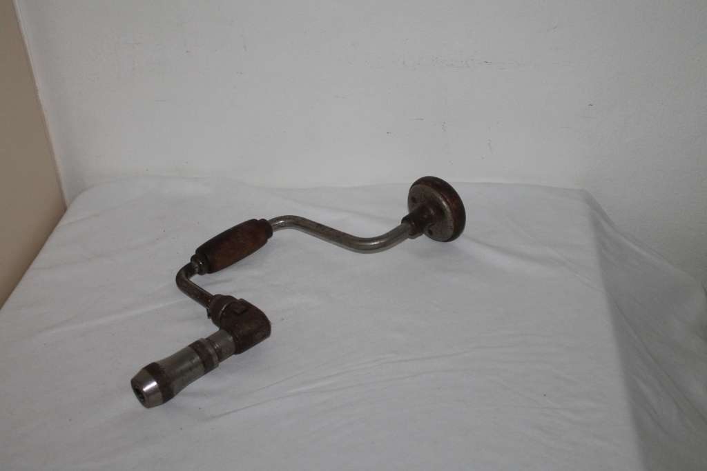 2 Hand drills with bits