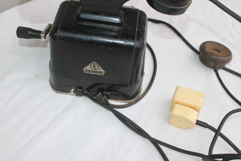 Vintage Sieman`s Telephone