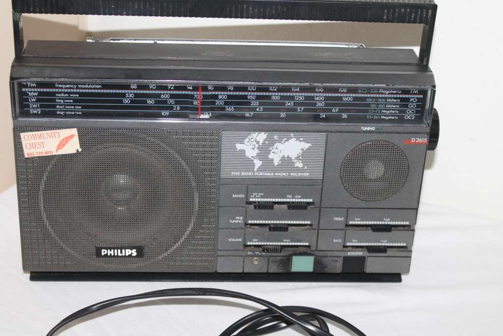 Phillips D 2615 Portable Radio