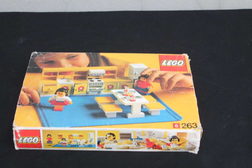 Vintage Boxed Lego No 263
