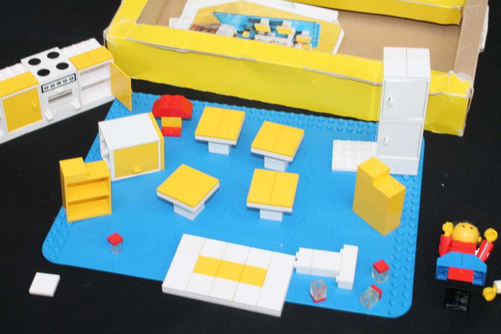 Vintage Boxed Lego No 263