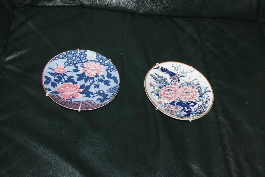 2 Imari Plates