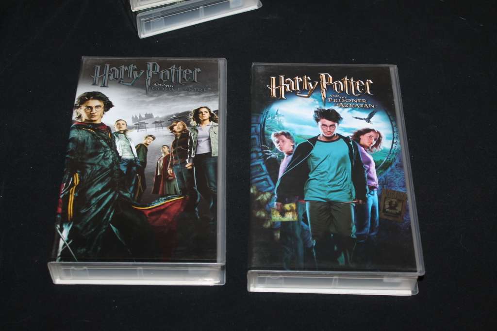 4 Harry Potter  VHS