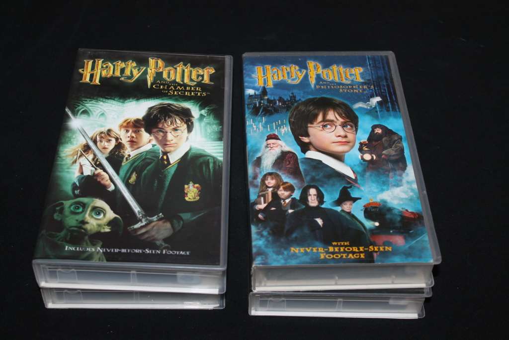 4 Harry Potter  VHS