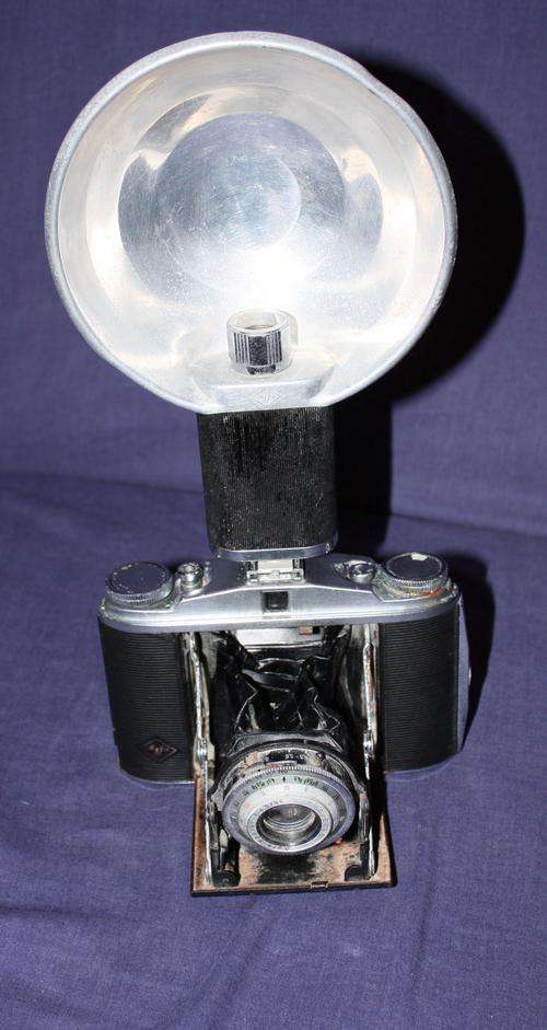 Agfa Isolette  Camera with Pan Flash