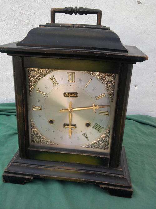 Rhythym 30 day Mantle clock