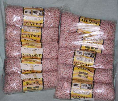 10 x 100g Balls of Wool