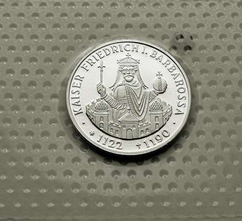 GERMANY >> 10 DM PROOF COIN 1990 (SILVER ) <>10 DM "800. Todestag von Kaiser Friedrich I. (Barbaross