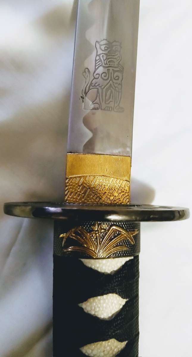 2003 KILL BILL BEATRICE'S HANZO KATANA AUTOGRAPHED BY THE LATE DAVID CARRADINE (1936-2009) WITH COA!