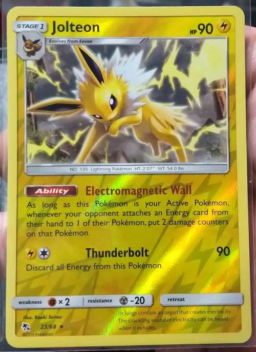 POKEMON CARDS - Jolteon - 23/68 - Rare Reverse Holo Sun and Moon: Hidden Fates