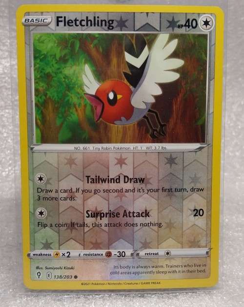 POKEMON CARDS - Fletchling - 138/203 - Reverse Holo - Evolving Skies  NM/LP
