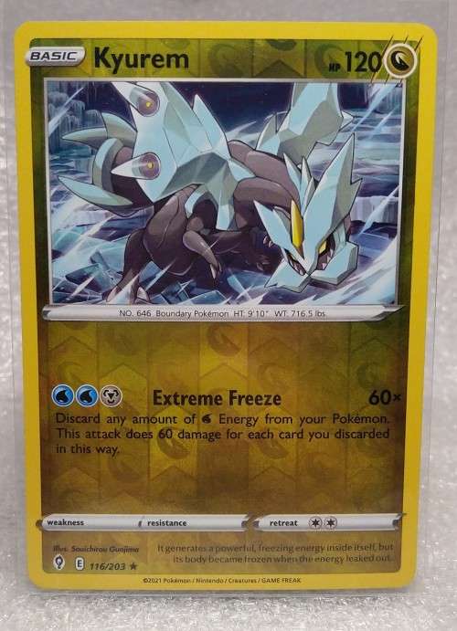 POKEMON CARDS - Kyurem - 116/203 - Holo Rare Reverse Holo - Evolving Skies  NM/LP