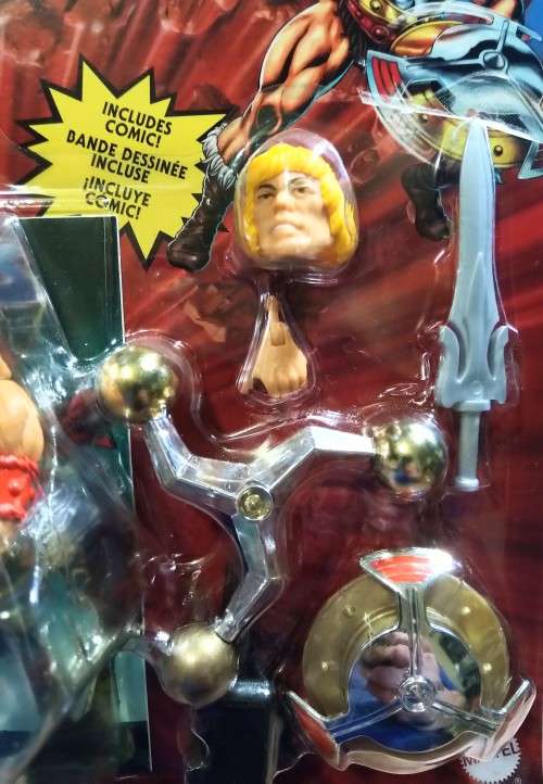 MATTEL EURO IMPORT - MOTU - MASTERS OF THE UNIVERSE - FLYING FISTS HE-MAN DELUXE SET (SEALED)