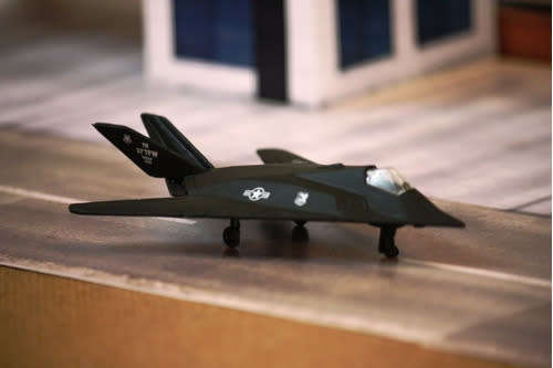 Maisto TailWinds - Die Cast - F117 NightHawk USAF - 1:87 Scale