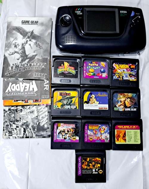 Original 1990 SEGA Game Gear Console with Games!