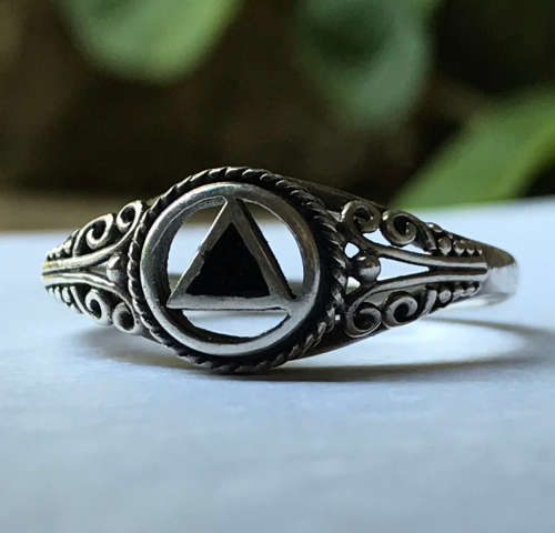 Vintage Triangle Ring x Size 9.5  x 925 Sterling Silver