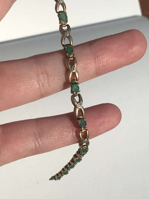 10K Gold Tennis Bracelet with Emeralds and Diamonds - Vintage/Used