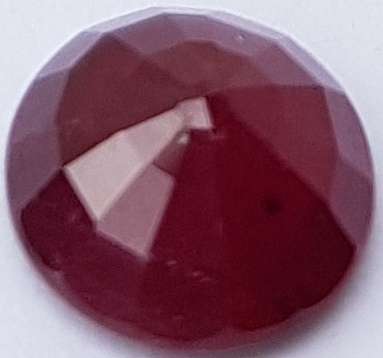NATURAL RUBY ROUND FACETED GEM - 8mm - 2.2 ct