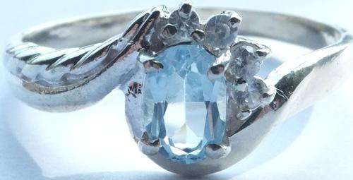 925 SILVER & AQUAMARINE RING