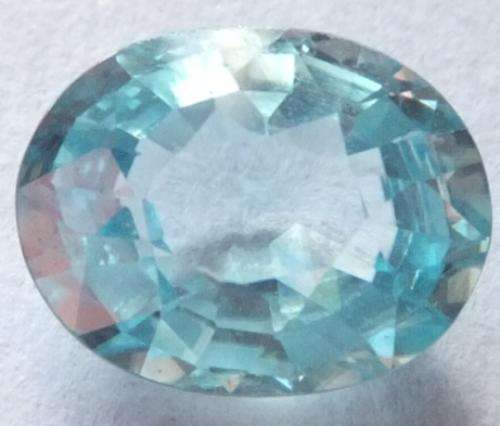 STUNNING SEAFOAM BLUE ZIRCON - 8x6mm