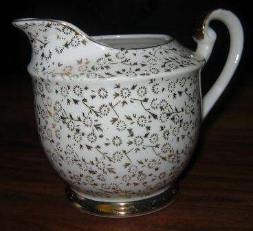 BEAUTIFUL GOLD & WHITE MILK JUG ~  NO CHIPS OR CRACKS ~HAVE A LOOK