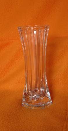 THICK GLASS VASE  ~NO CHIPS OR CRACKS: HAVE A LOOK!!!