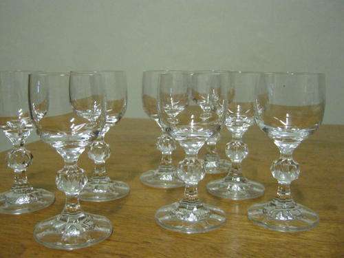 8 X BEAUTIFUL SHERRY/ LIQUER GLASSES. A MUST HAVE!!!!