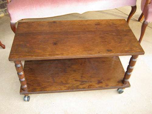 COFFEE TABLE/TROLLEY IN GOOD CONDITION.