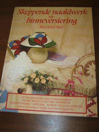 SKEPPENDE NAALDWERK VIR BINNEVERSIERING ~ IN GOOD CONDITION ~ HAVE A LOOK!