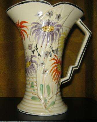 ARTHUR WOOD ART COLLECTABLE VASE./JUG NO CHIPS OR CRACK HAVE A LOOK!!!
