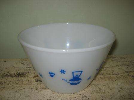 RETRO MIXING BOWL NO CHIPS OR CRACK ~ HAVE A LOOK!