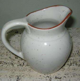 CERAMIC MILK JUG ~  NO CHIPS OR CRACKS ~HAVE A LOOK