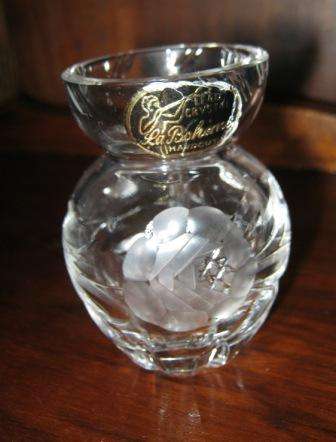 FANTASTIC  HAND CUT LEAD CRYSTAL ROSE DECORATED VASE  ~ NO CHIPS OR CRACKS~HAVE A LOOK!!!!!!!!