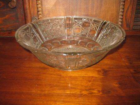 FANTASTIC  CUT GLASS  DISH  ~ NO CHIPS OR CRACKS~HAVE A LOOK!!!!!!!!