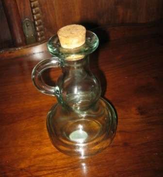 GLASS VINEGAR DECANTER  IN GOOD CONDITION~NO CHIPS OR CRACKS ~  HAVE A LOOK!!!