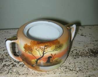 NORITAKE SUGAR BOWL ~ NO CHIPS OR CRACKS ~ HAVE A LOOK!!