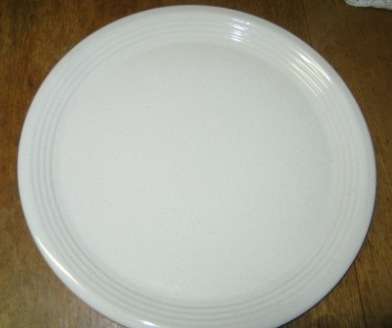 WHITE SERVING PLATE~ NO CHIPS OR CRACKS~HAVE A LOOK!!!!!!!!