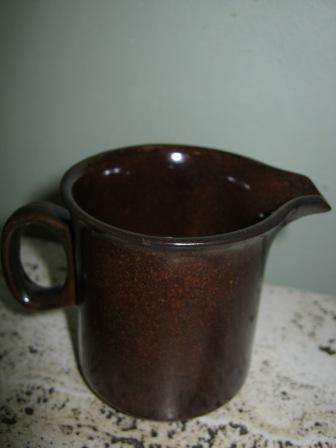 BROWN CERAMIC MILK JUG ~ NO CHIPS OR CRACKS ~ HAVE A LOOK!!