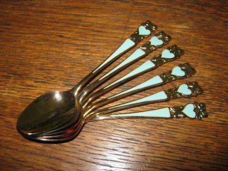 SPOONS X 6  WITH HART DESIGN ~ STAINLESS STEEL~ IN GOOD CONDITION ~ HAVE A LOOK!!