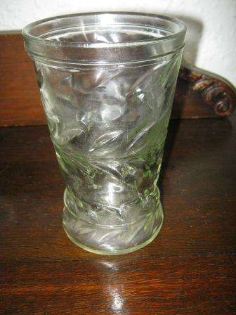 FANTASTIC  CUT GLASS VASE  ~ NO CHIPS OR CRACKS~HAVE A LOOK!!!!!!!!