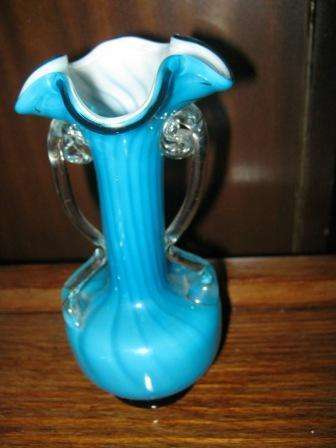 BEAUTIFUL TURQOISE VASE ~ NO CHIPS OR CRACKS ~  HAVE A LOOK!!!