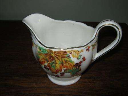 BEAUTIFUL CREAMPETAL MILK JUG WITH LEAVE DESIGN ~ NO CHIPS OR CRACKS ~HAVE A LOOK!!!