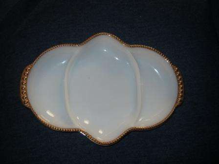 BEAUTIFUL MILK GLASS SERVING DISH ~ NO CHIPS OR CRACKS ~HAVE A LOOK!!!