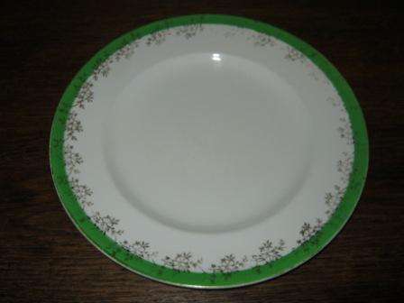 BEAUTIFUL PLATE ~NO CHIPS OR  CRACKS~HAVE A LOOK!!!