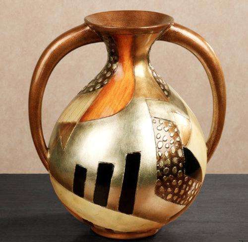 Porcelain Center of the Earth Vase
