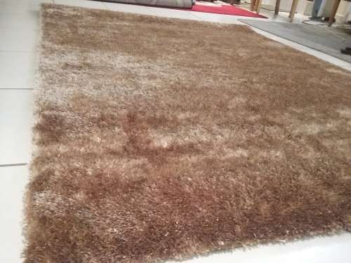 Beautiful , Soft , Warm , Excellent Quality Shaggy Rugs