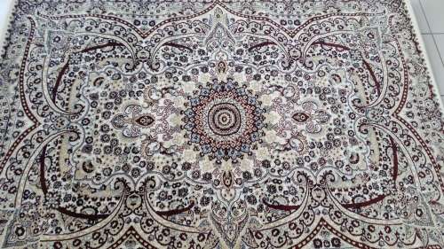 Beautiful , Vibrant , Modern , Excellent Quality Turkish Carpets