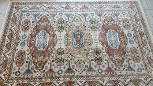 Vibrant , Affordable , Stylish Turkish Rug *REDUCED*