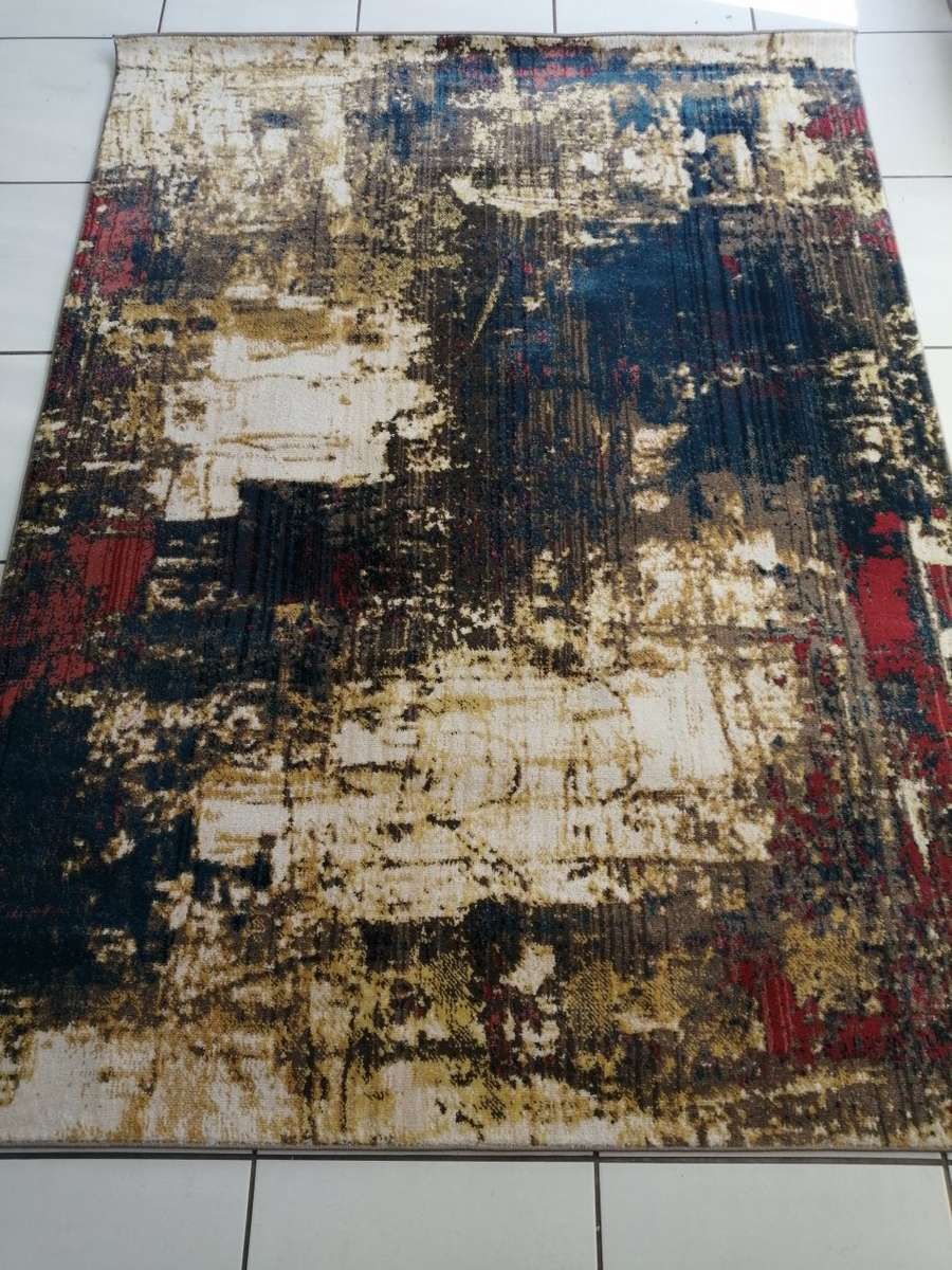 Beautiful , Vibrant , Modern , Excellent Quality Bedroom Rug