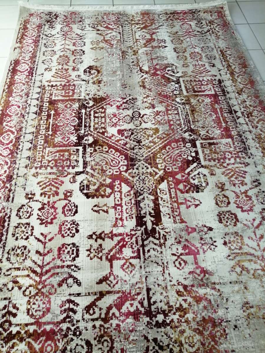 Beautiful , Vibrant , Modern , Excellent Quality Turkish Carpets